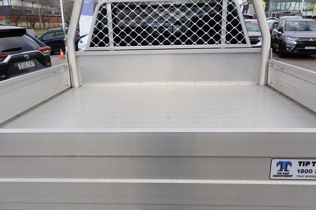 2024 Toyota Hilux SR5 48V GUN126R 4X4 Dual Range image 28