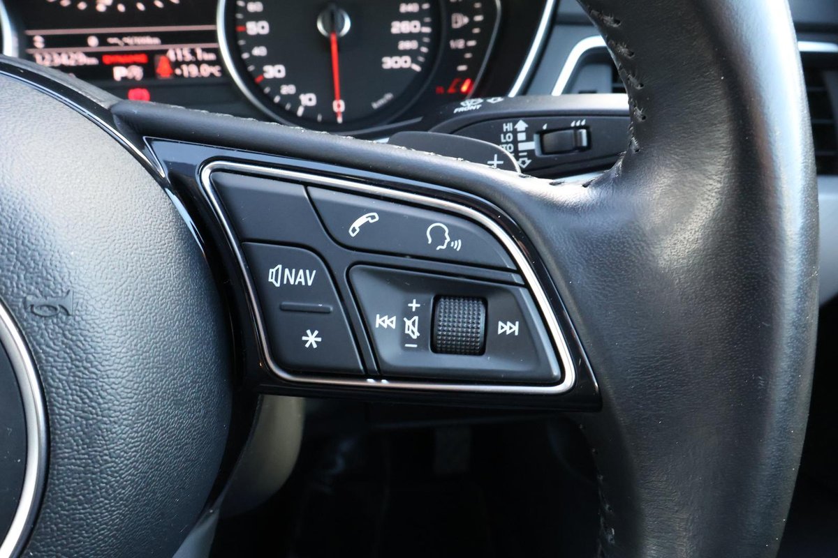 2017 Audi A4 sport B9 MY17 image 10