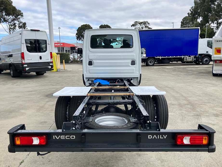 2026 Iveco Daily 70C21 image 12