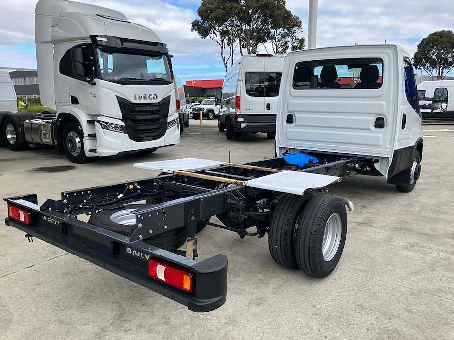 2026 Iveco Daily 70C21 image 13