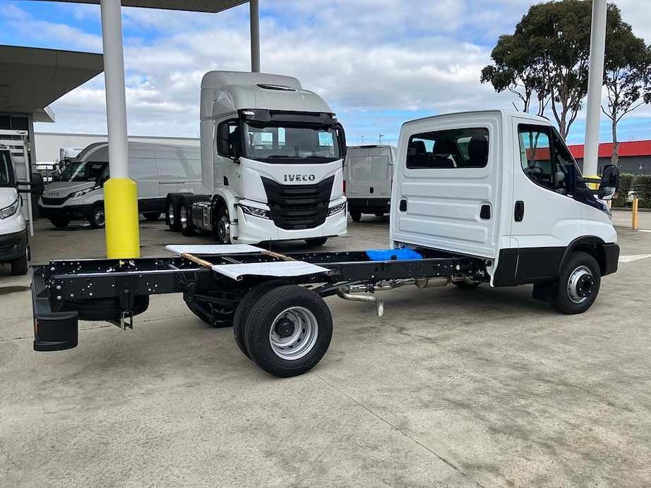 2026 Iveco Daily 70C21 image 14