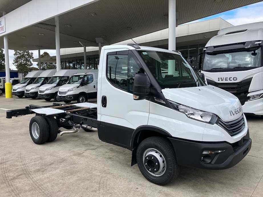 2026 Iveco Daily 70C21 image 4
