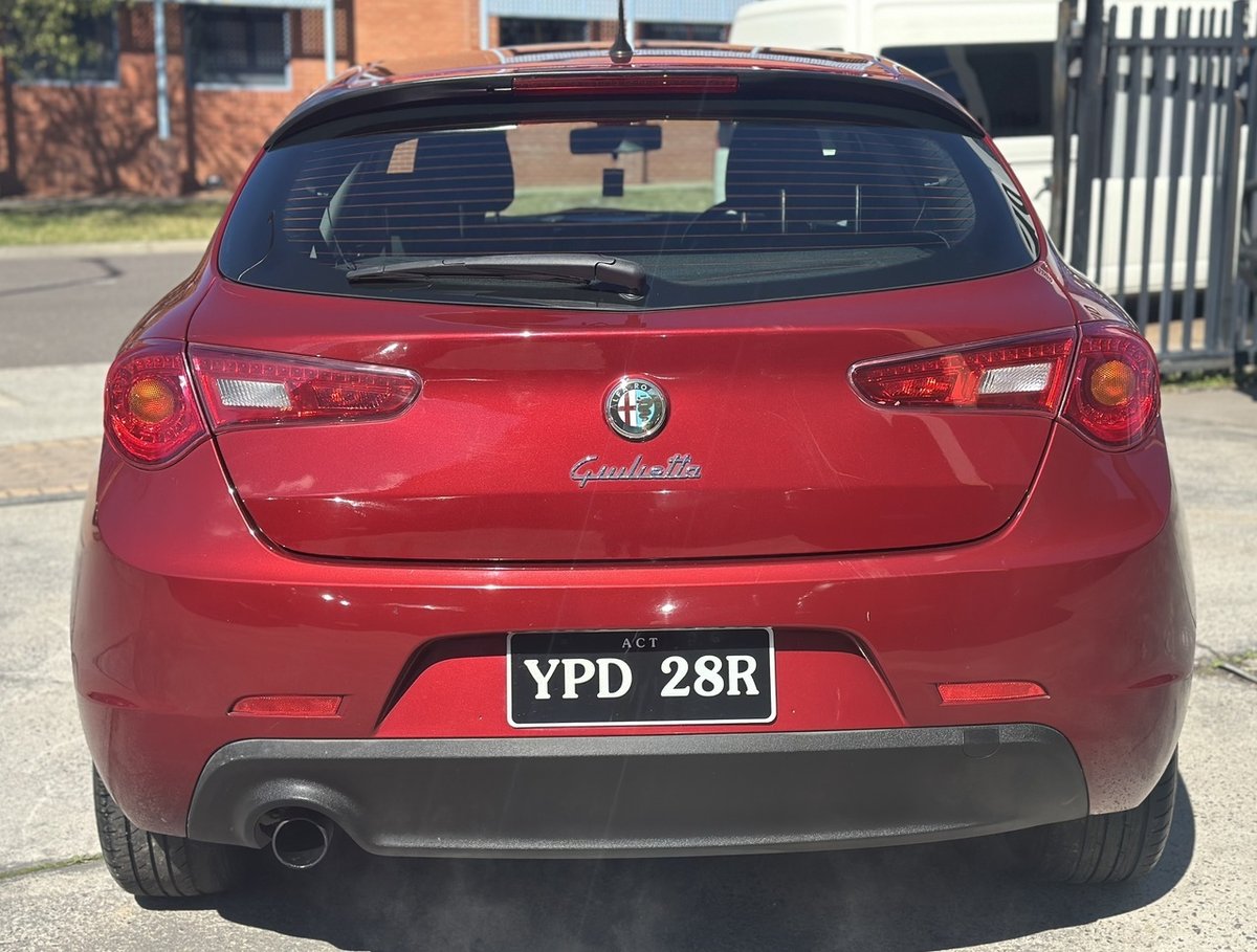 2013 Alfa Romeo Giulietta Progression Series 0 MY13 image 11