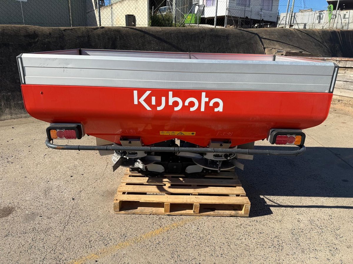 0 Kubota Dsm1100h
