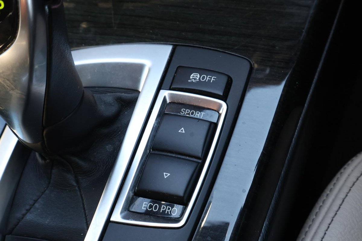 2015 BMW X4 xDrive30d F26 4X4 Constant image 21