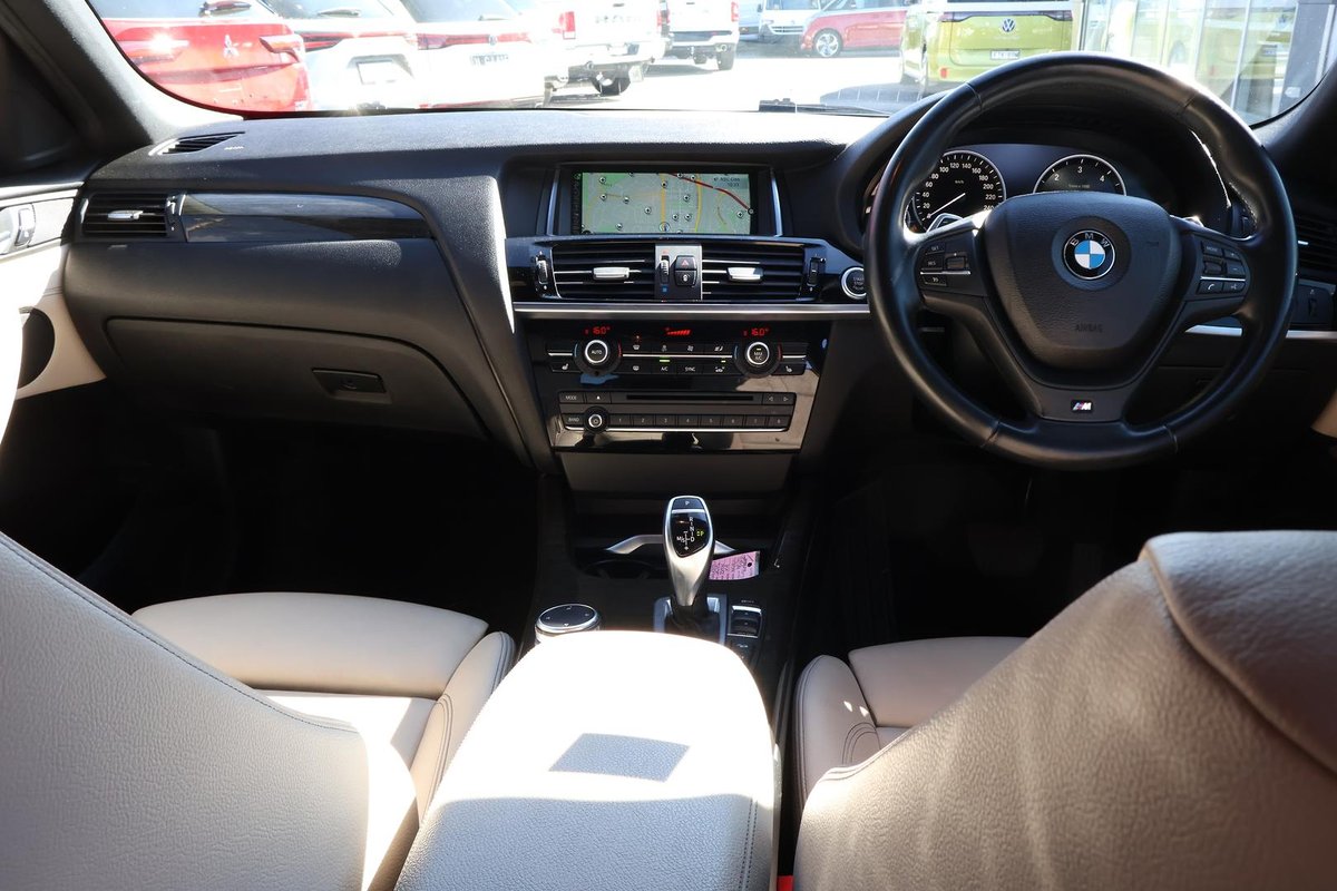 2015 BMW X4 xDrive30d F26 4X4 Constant image 9