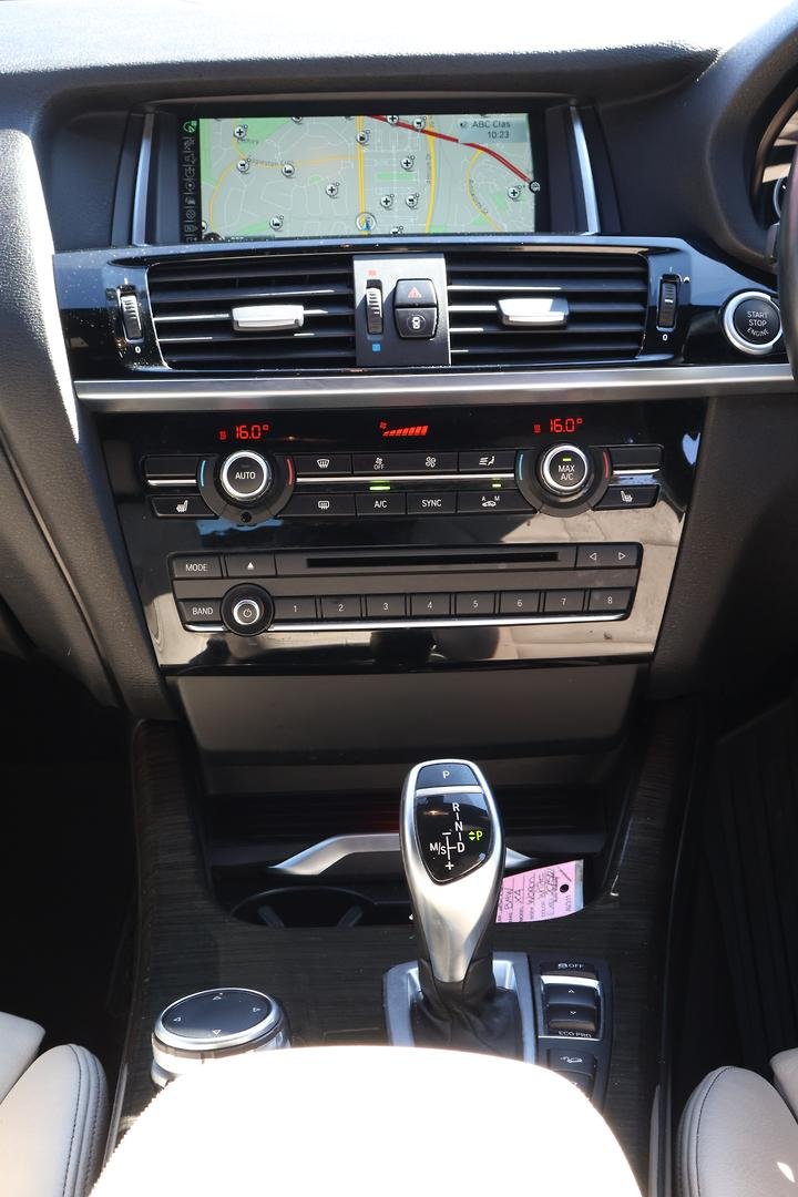 2015 BMW X4 xDrive30d F26 4X4 Constant image 19