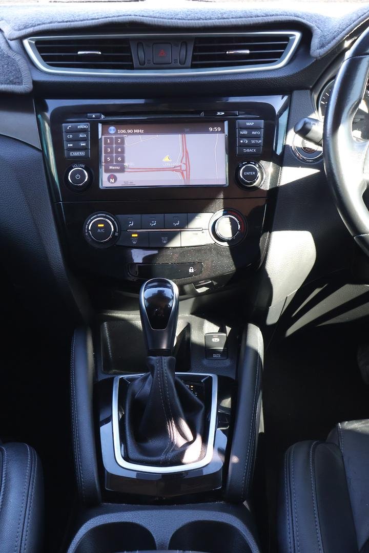 2018 Nissan QASHQAI ST-L J11 Series 2 image 17