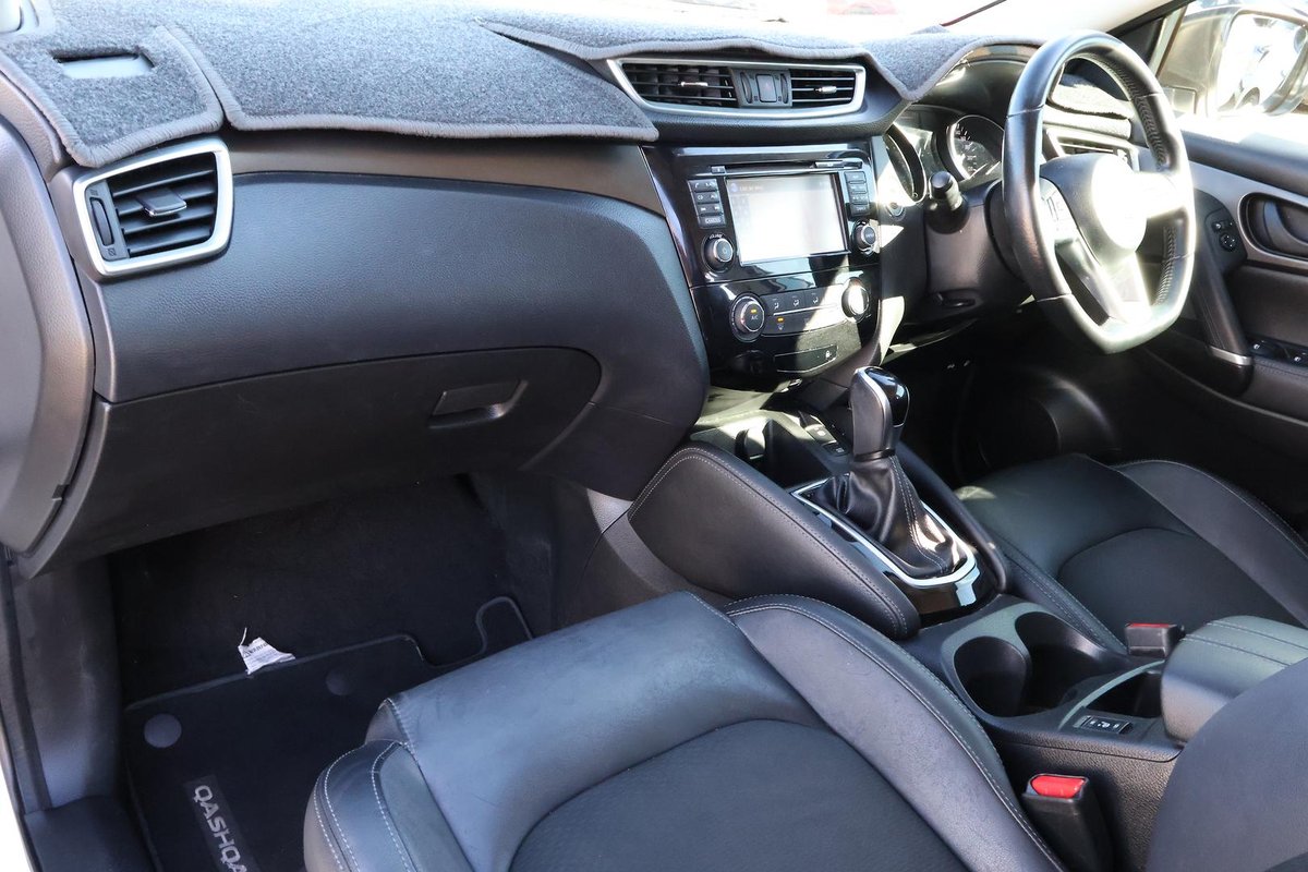 2018 Nissan QASHQAI ST-L J11 Series 2 image 23