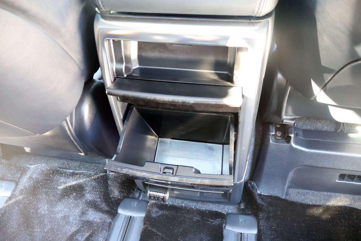 2022 Toyota Alphard G F Package AYH30W image 16