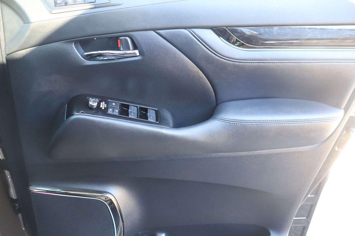 2022 Toyota Alphard G F Package AYH30W image 31