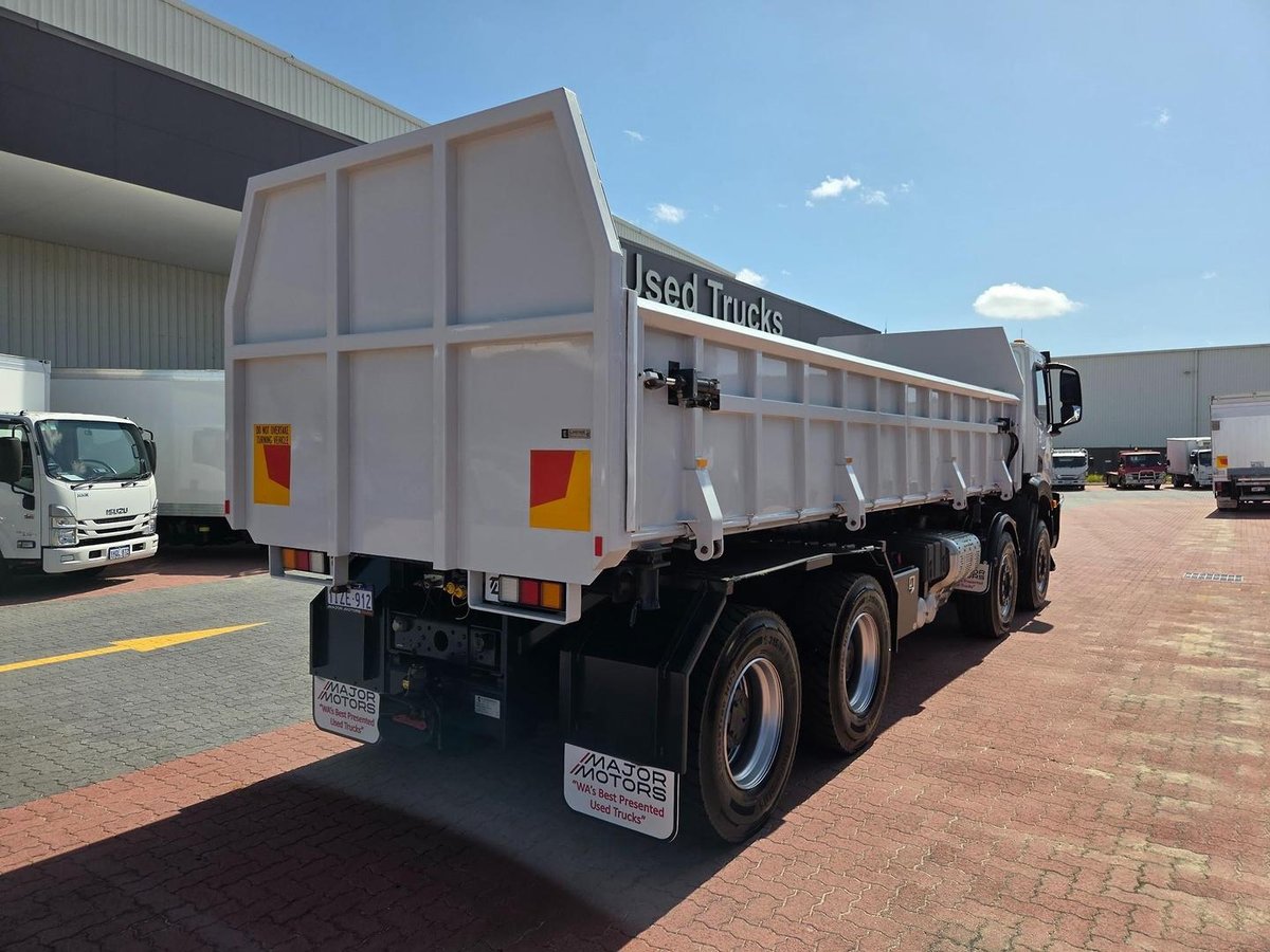 2023 Iveco T-Way 8X4 Auto 510Hp 8X4 Auto 510Hp Side Tipper image 14
