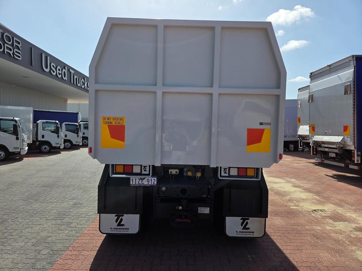 2023 Iveco T-Way 8X4 Auto 510Hp 8X4 Auto 510Hp Side Tipper image 15