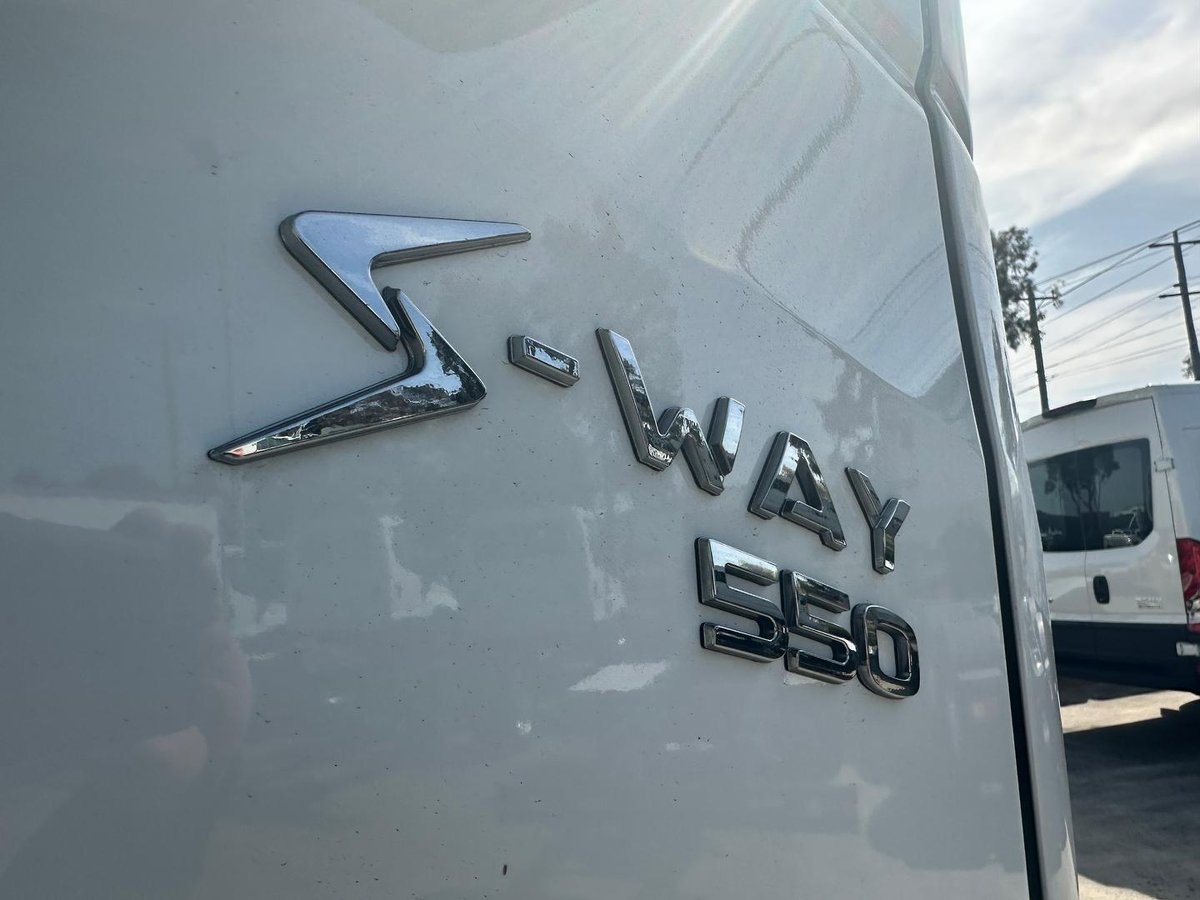 2024 Iveco S-Way AS700 image 15