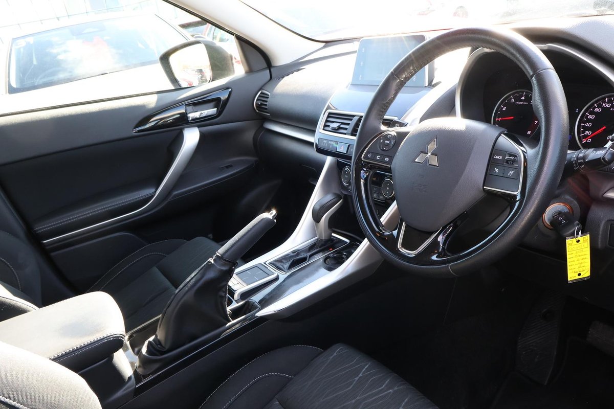 2023 Mitsubishi Eclipse Cross image 7