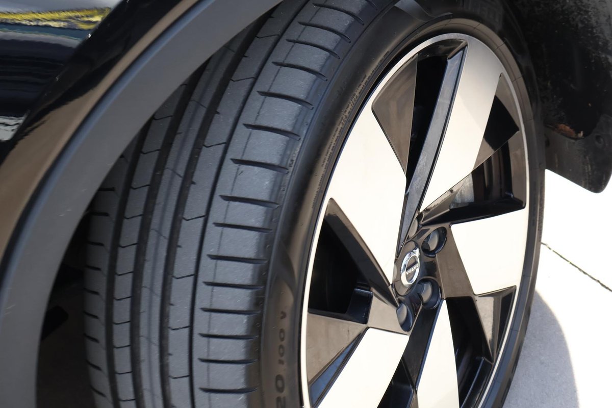 2023 Volvo C40 Recharge Twin MY23 AWD image 31
