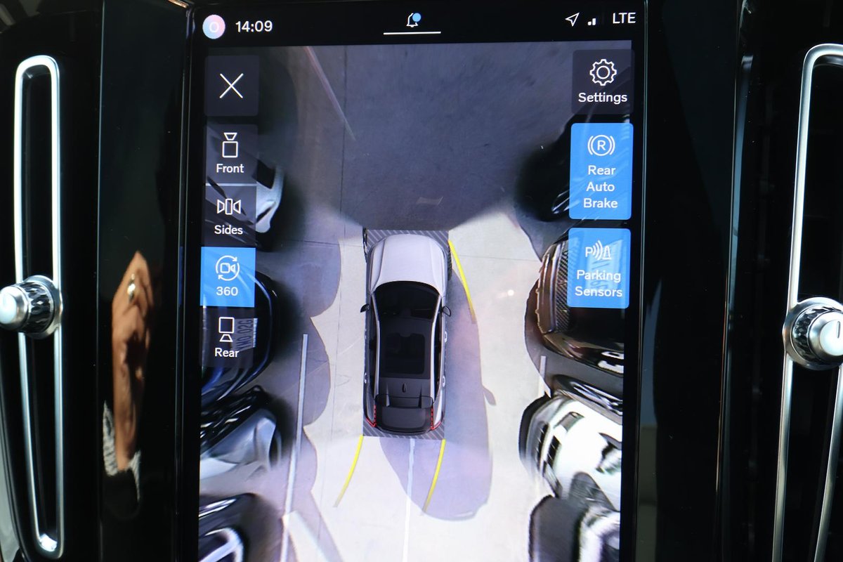 2023 Volvo C40 Recharge Twin MY23 AWD image 15
