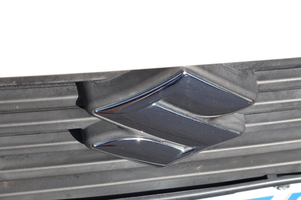 2017 Suzuki Swift GL Navigator AZ image 29