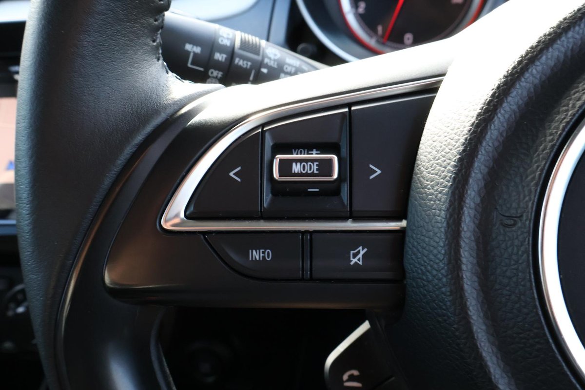 2017 Suzuki Swift GL Navigator AZ image 10