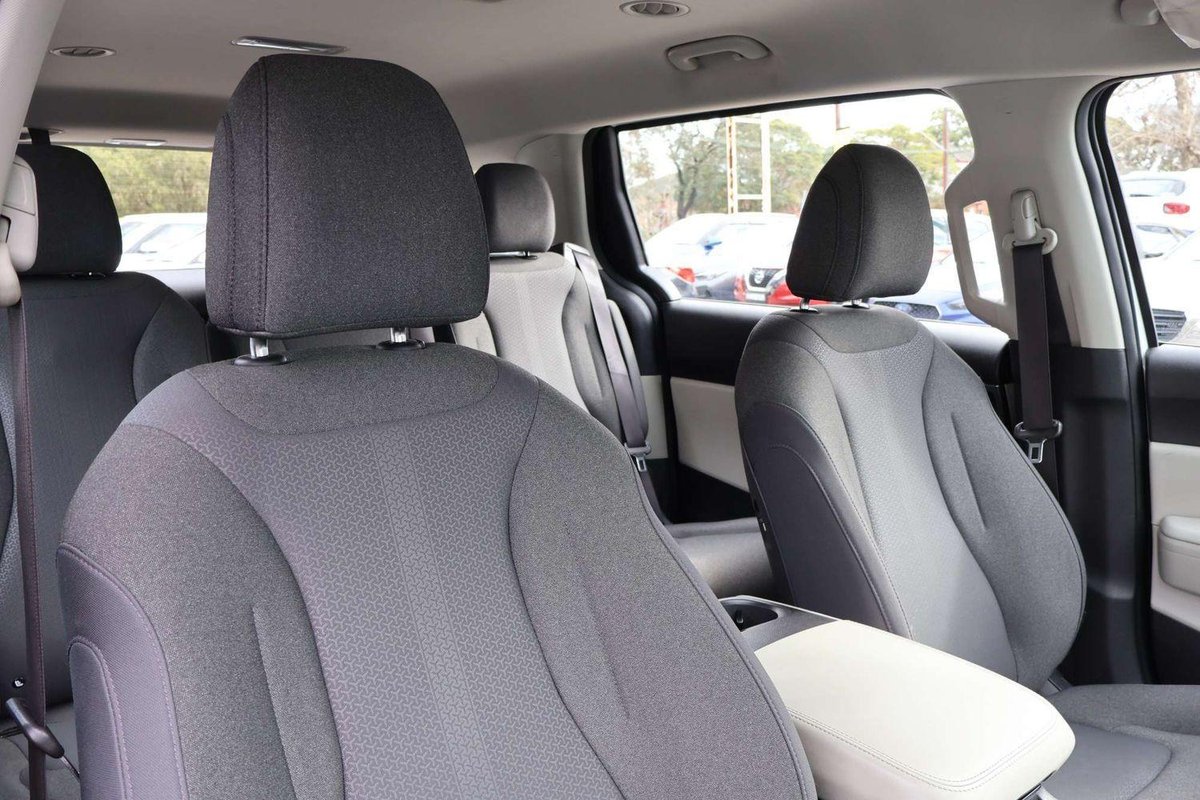 2023 Kia Carnival S KA4 MY23 image 11