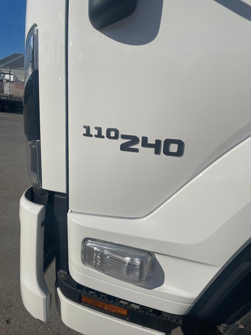 2026 Isuzu F Series image 14
