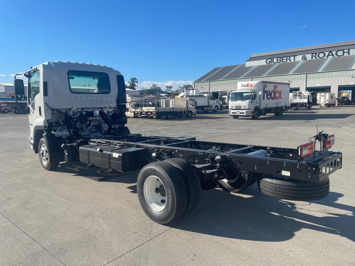 2026 Isuzu F Series image 6