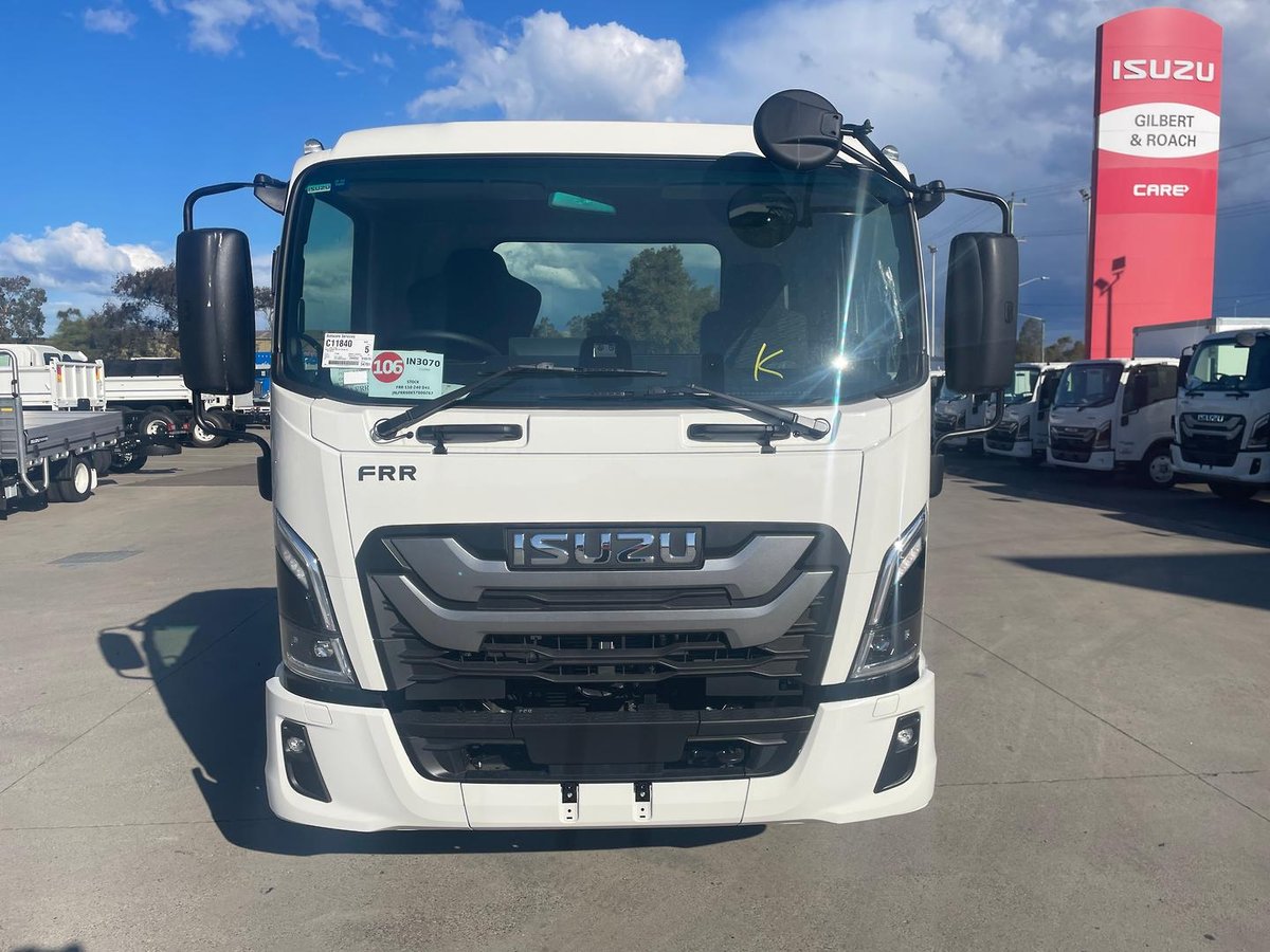 2026 Isuzu F Series image 2