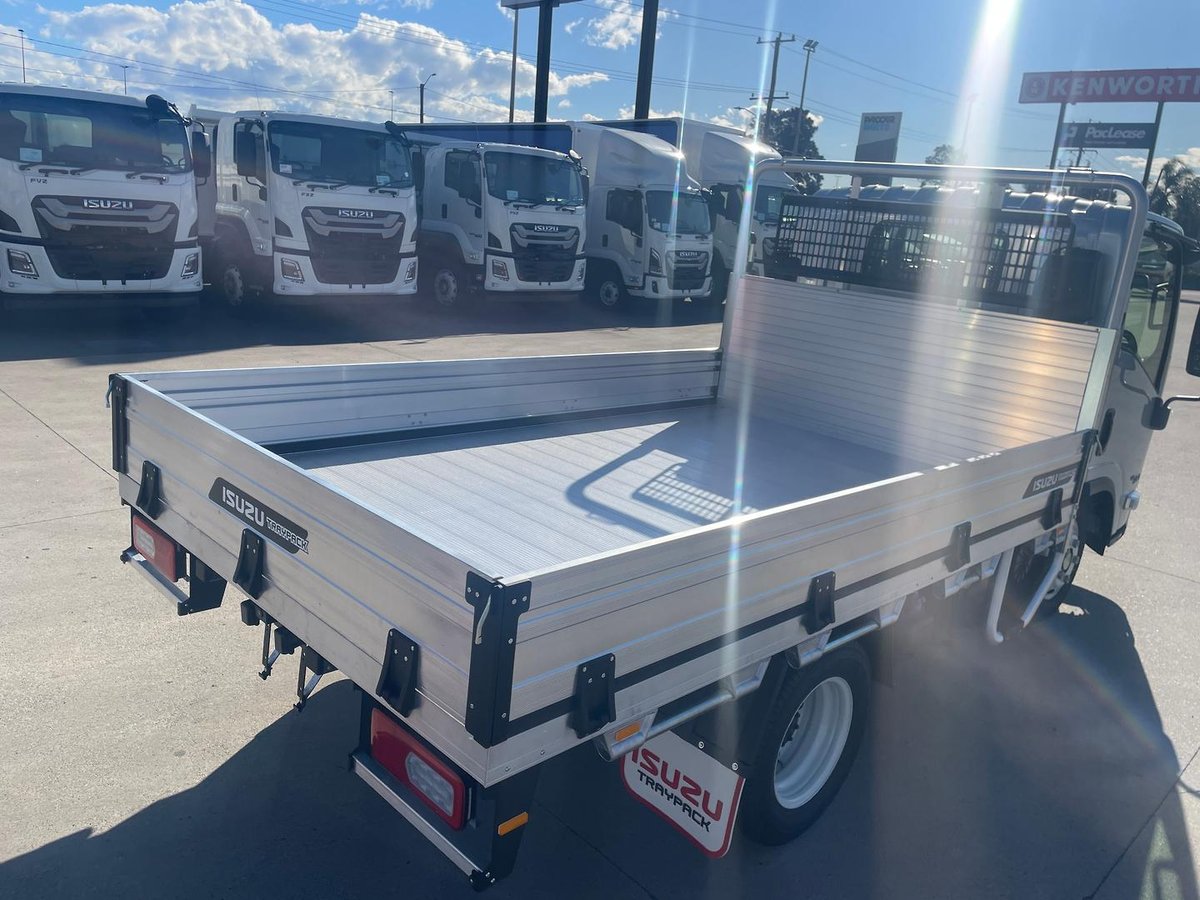 2026 Isuzu N Series image 9
