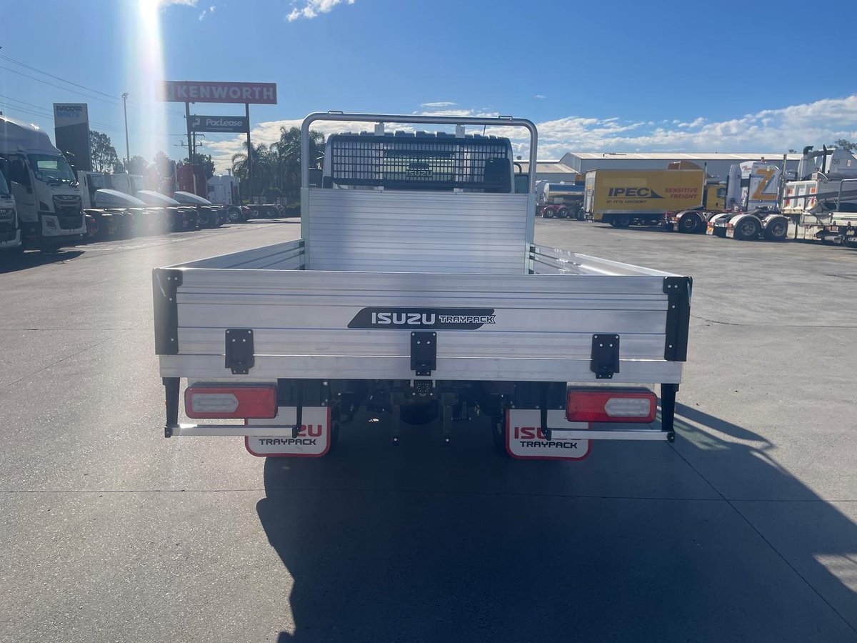 2026 Isuzu N Series image 6