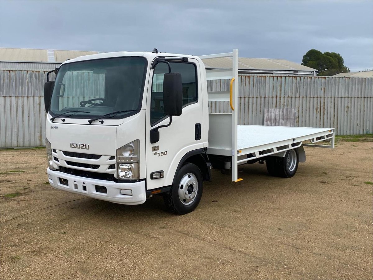 2019 Isuzu Nnr