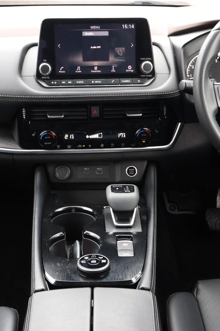 2024 Nissan X-TRAIL ST-L T33 MY24 4X4 On Demand image 16