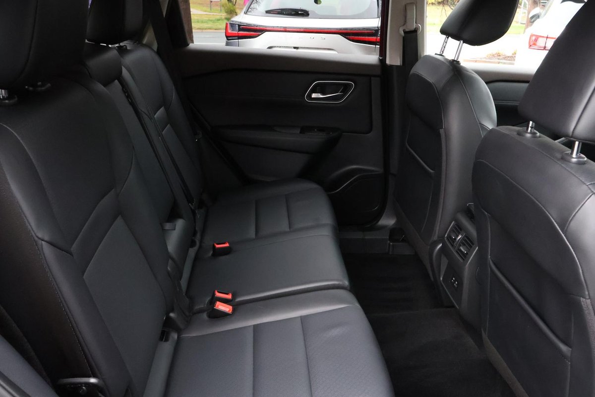 2024 Nissan X-TRAIL ST-L T33 MY24 4X4 On Demand image 23