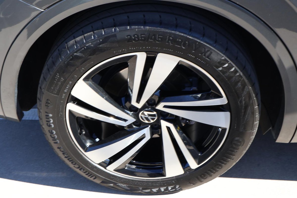 2022 Volkswagen Touareg 210TDI R-Line CR MY22 Four Wheel Drive image 37