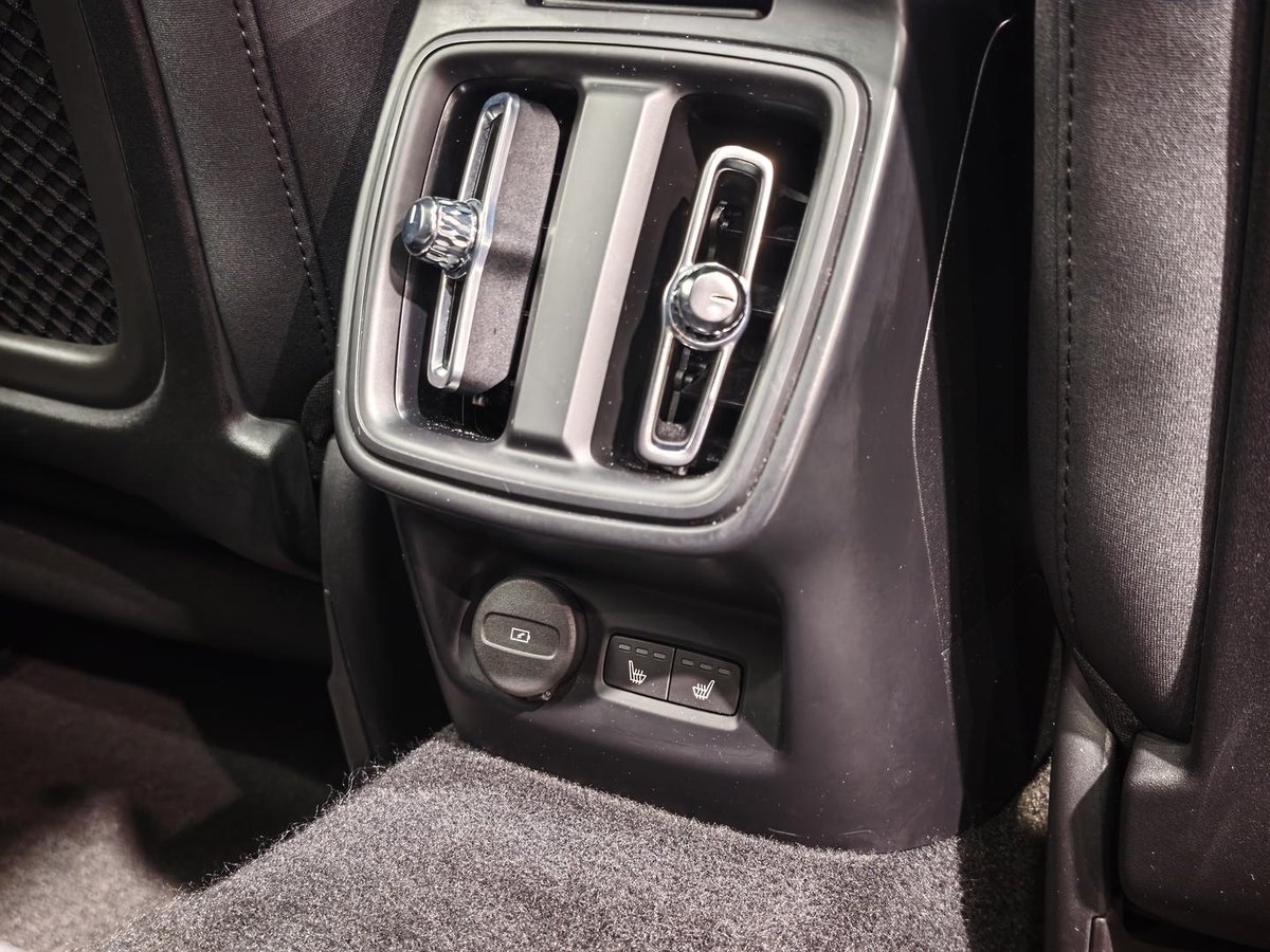 2023 Polestar 2 Standard range Single motor MY23 image 20