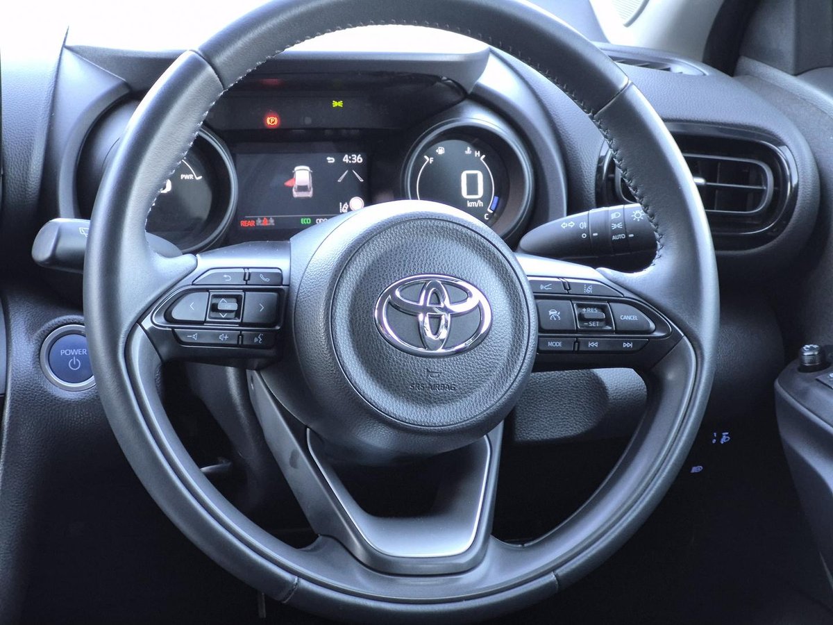 2021 Toyota Yaris Cross GX MXPJ10R image 10
