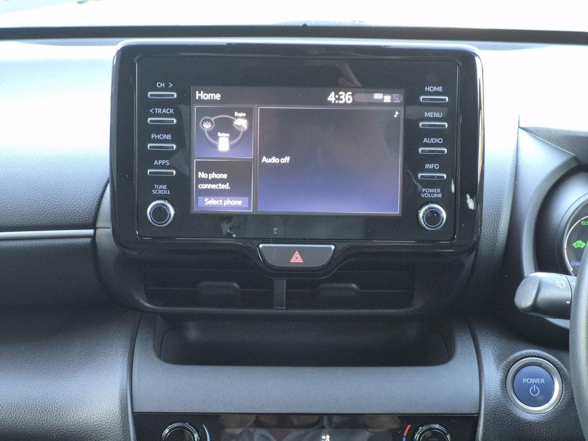 2021 Toyota Yaris Cross GX MXPJ10R image 11