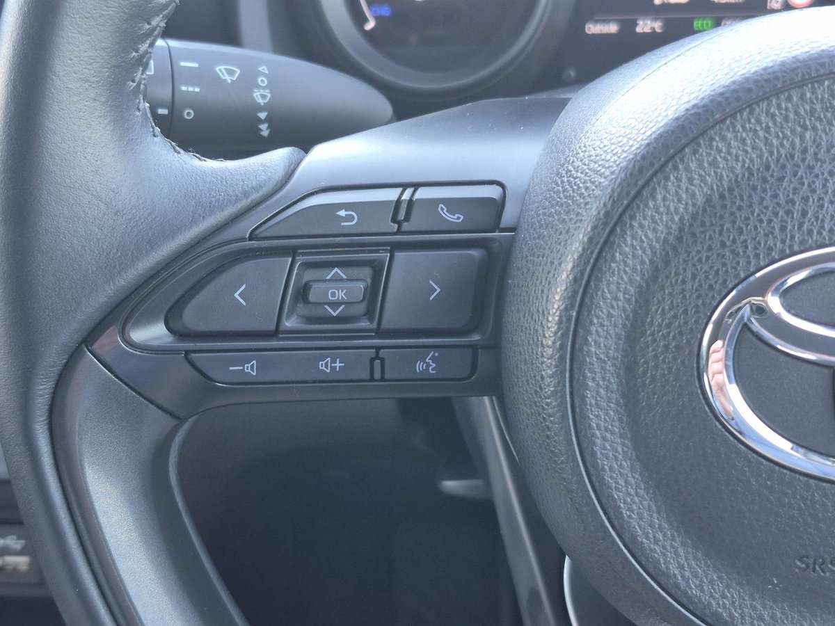 2021 Toyota Yaris Cross GX MXPJ10R image 14