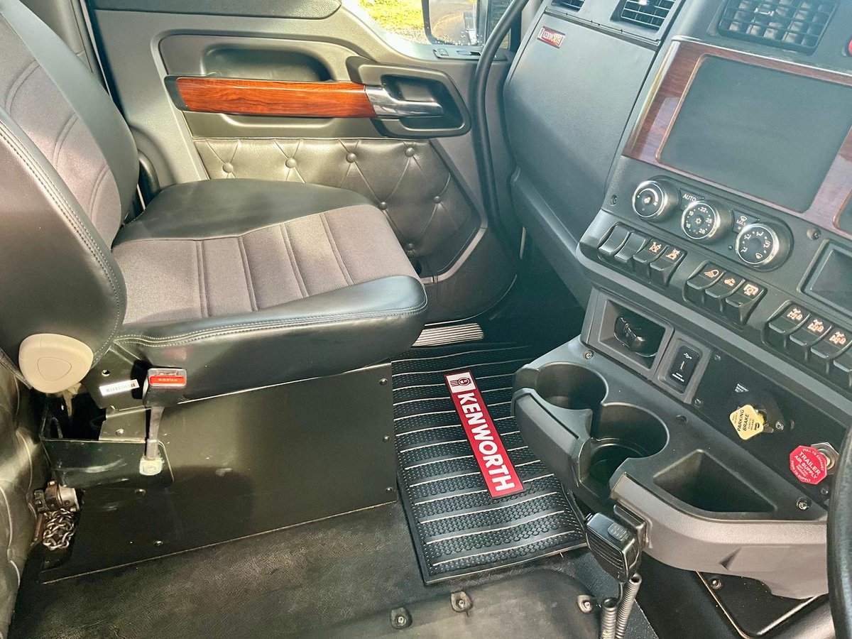 2022 Kenworth T410 image 20