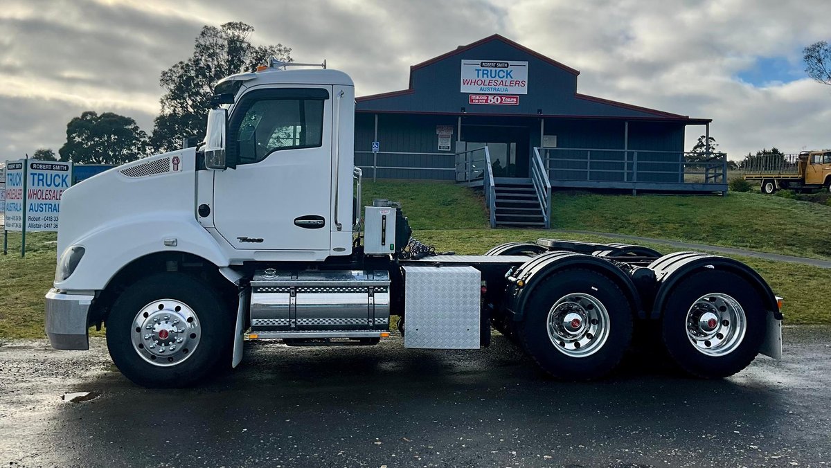 2022 Kenworth T410 image 33
