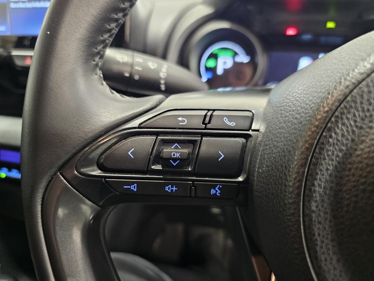 2021 Toyota Yaris Cross GX MXPJ15R AWD image 15