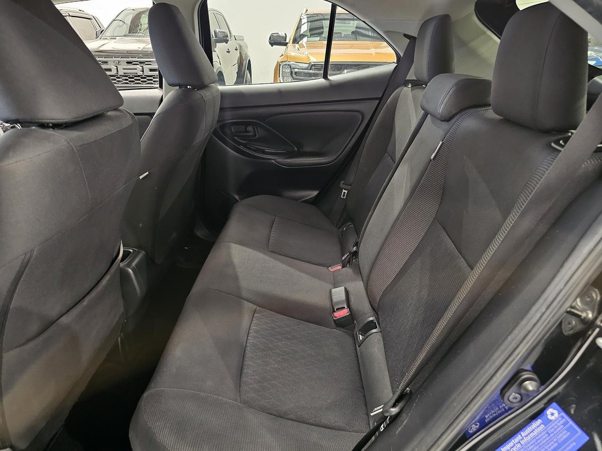 2021 Toyota Yaris Cross GX MXPJ15R AWD image 26