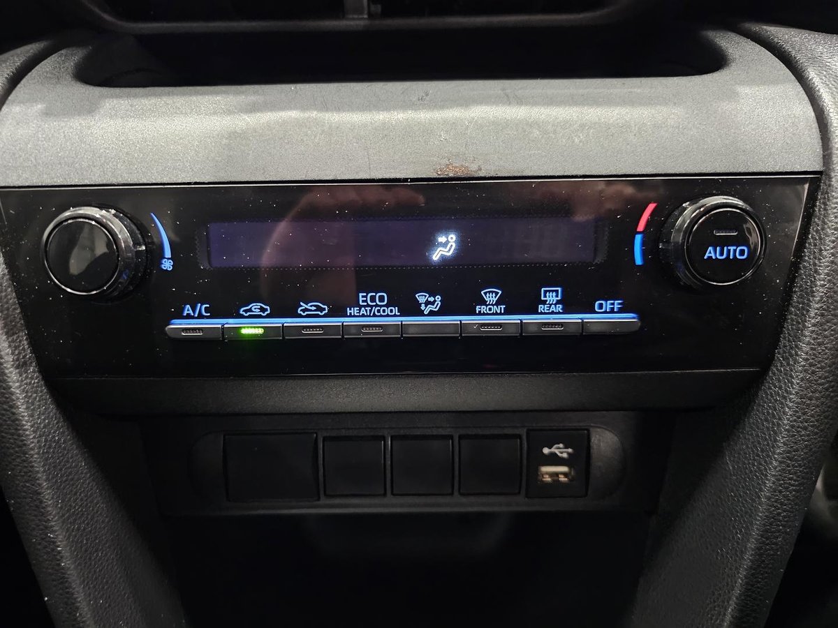 2021 Toyota Yaris Cross GX MXPJ15R AWD image 20