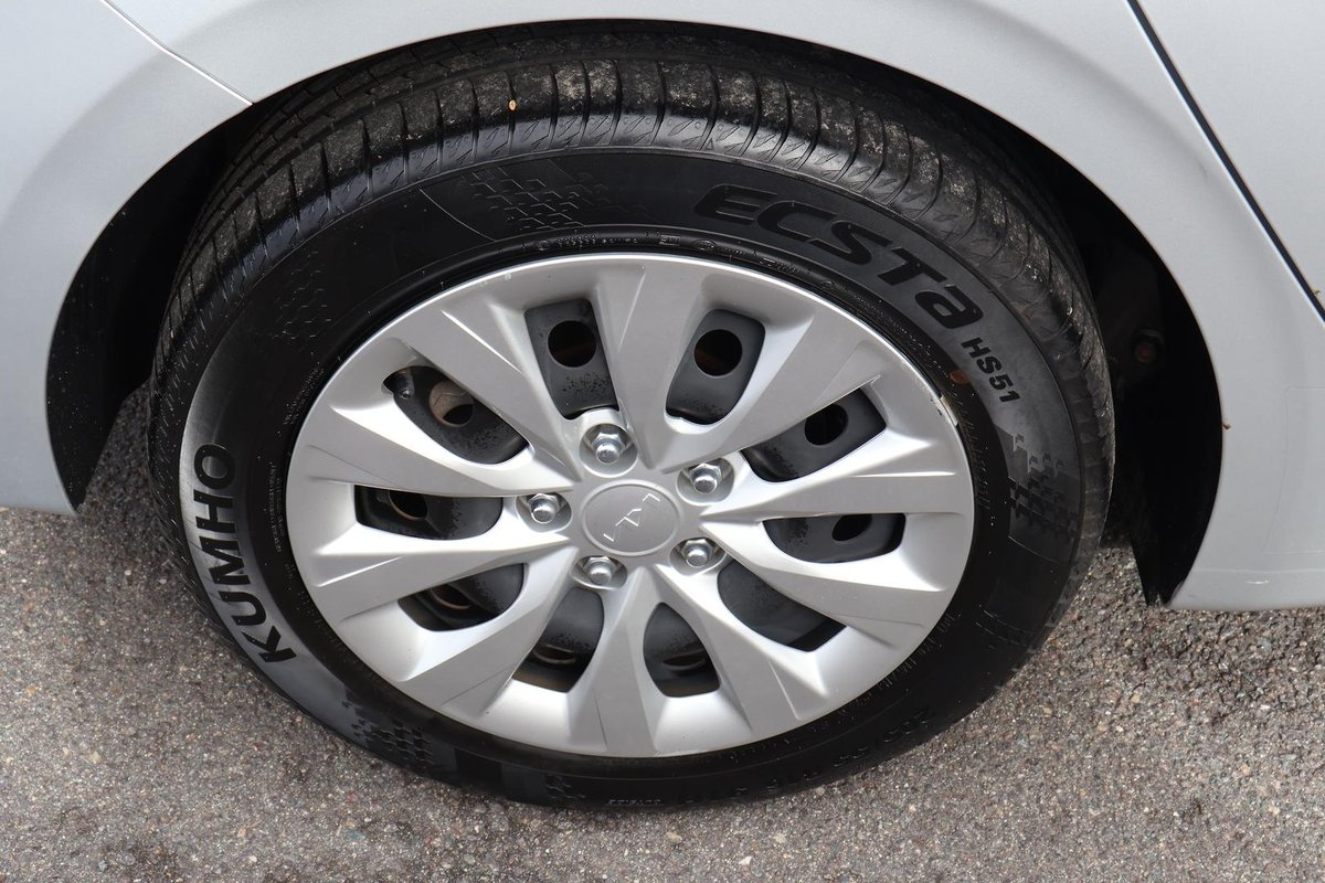 2024 Kia Cerato S BD MY24 image 25
