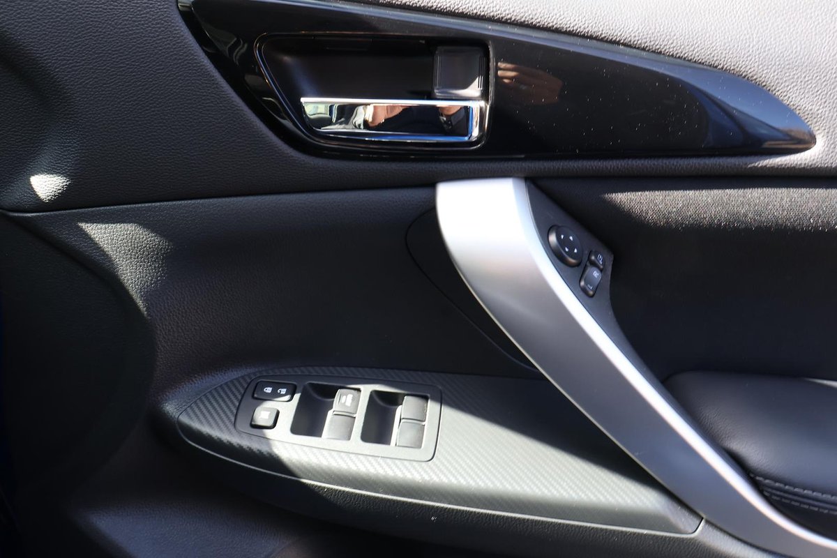 2023 Mitsubishi Eclipse Cross PHEV ES YB MY23 AWD image 21