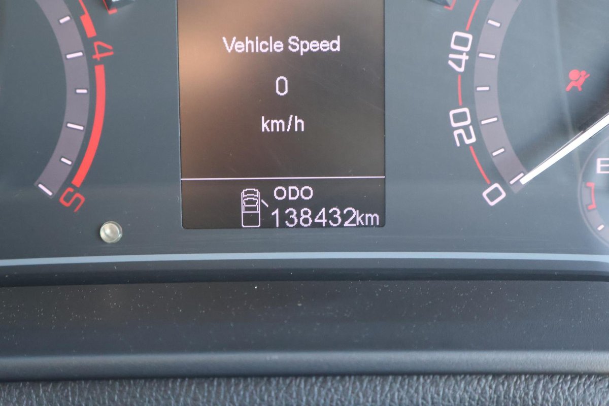 2020 LDV T60 PRO SK8C 4X4 Dual Range image 13