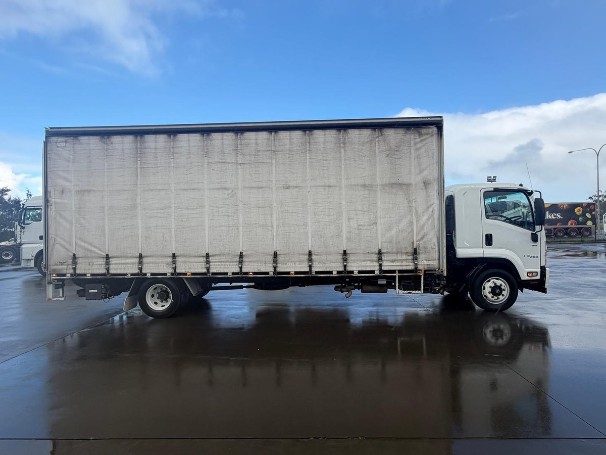 2017 Isuzu F Series FSR140/120-260 image 9