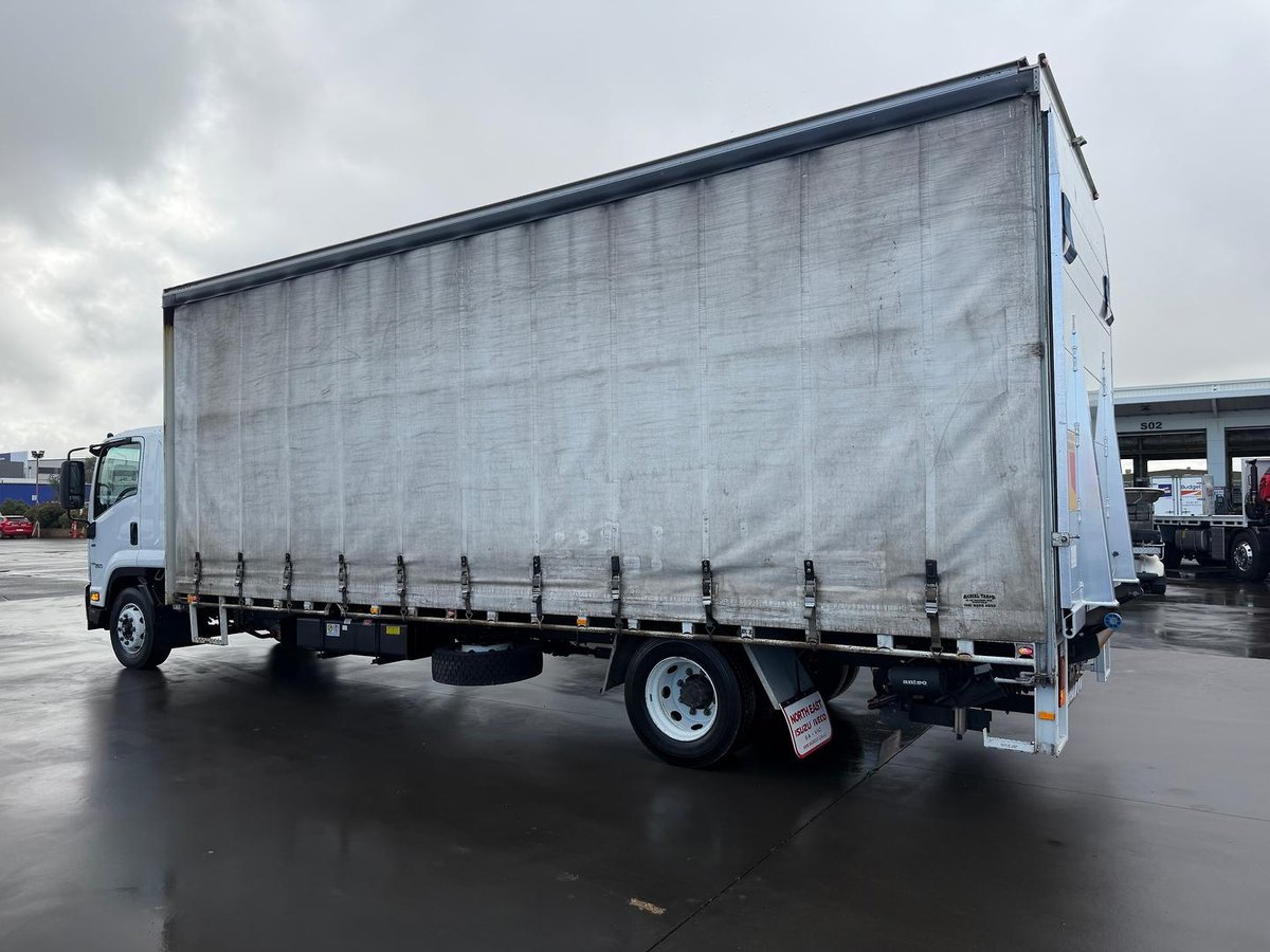 2017 Isuzu F Series FSR140/120-260 image 4