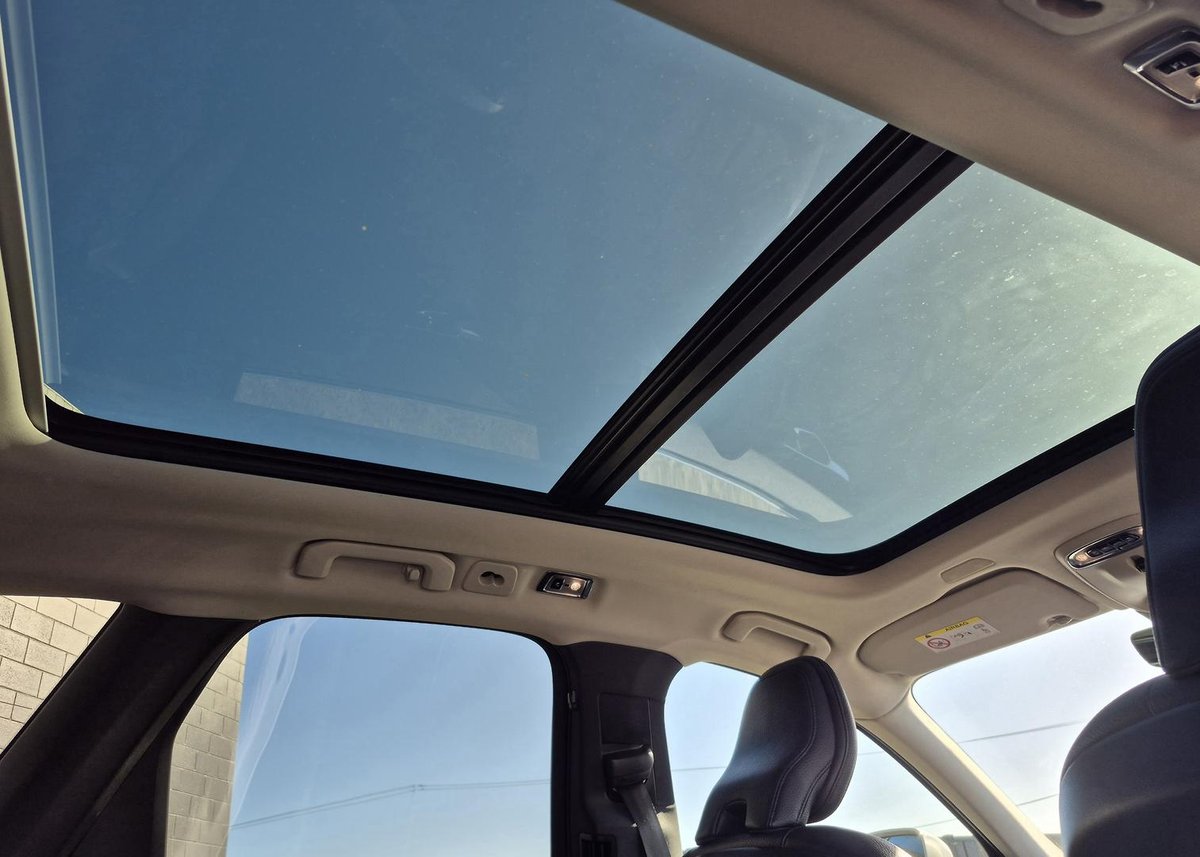2020 Volvo XC60 D4 Momentum MY21 AWD image 24