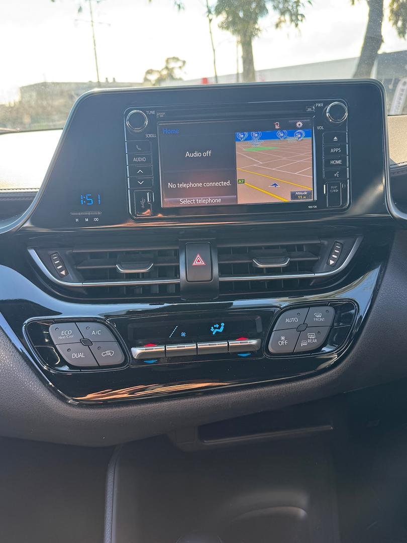 2019 Toyota C-HR NGX10R image 25