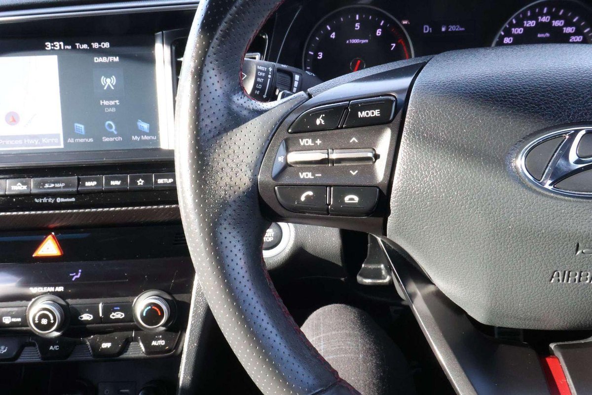 2018 Hyundai Elantra SR Turbo AD MY18 image 17